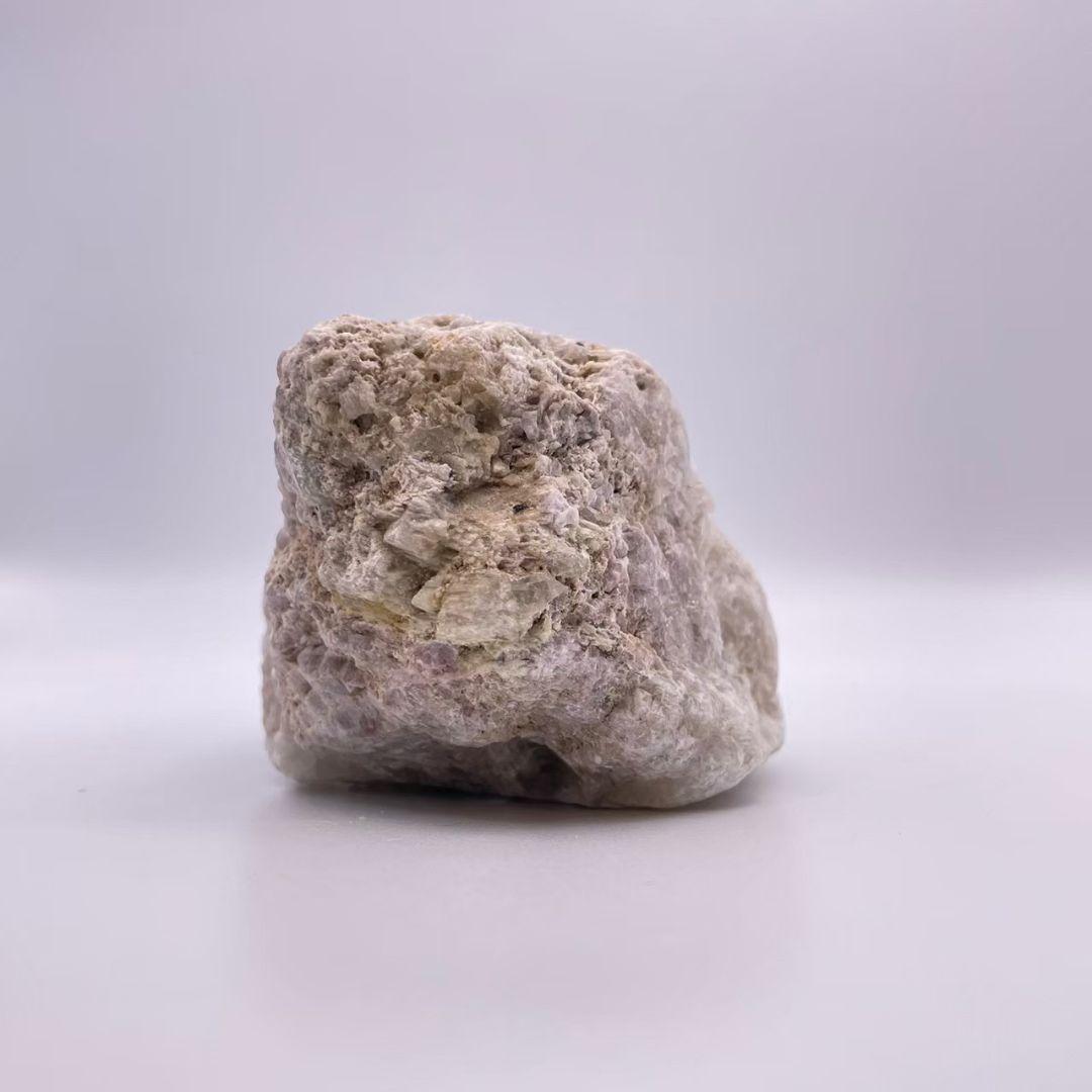 ハックマナイト