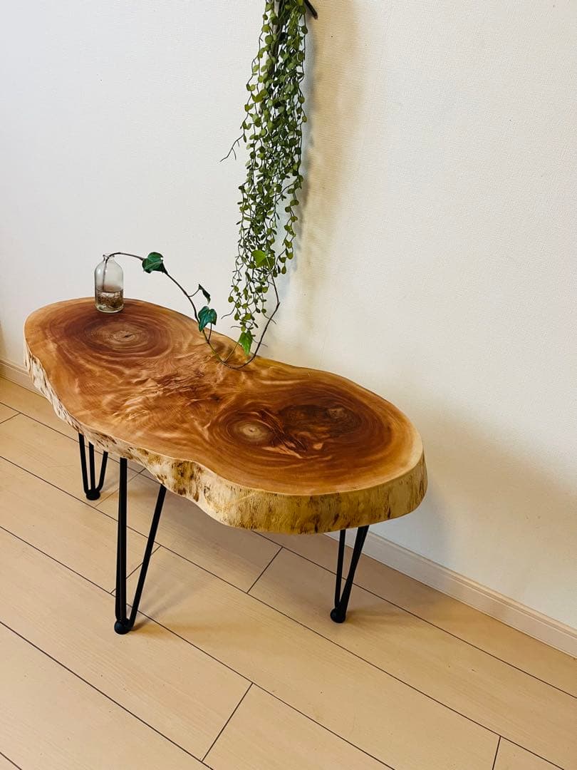 サイドテーブル　トチの木　栃　輪切りテーブル　アイアンテーブル