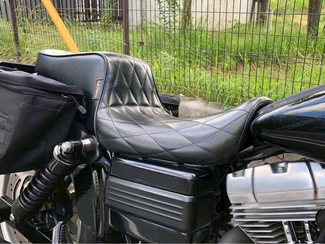 06 ダイナ LePera ラペラ　チェロキーシート ダイアモンドステッチ