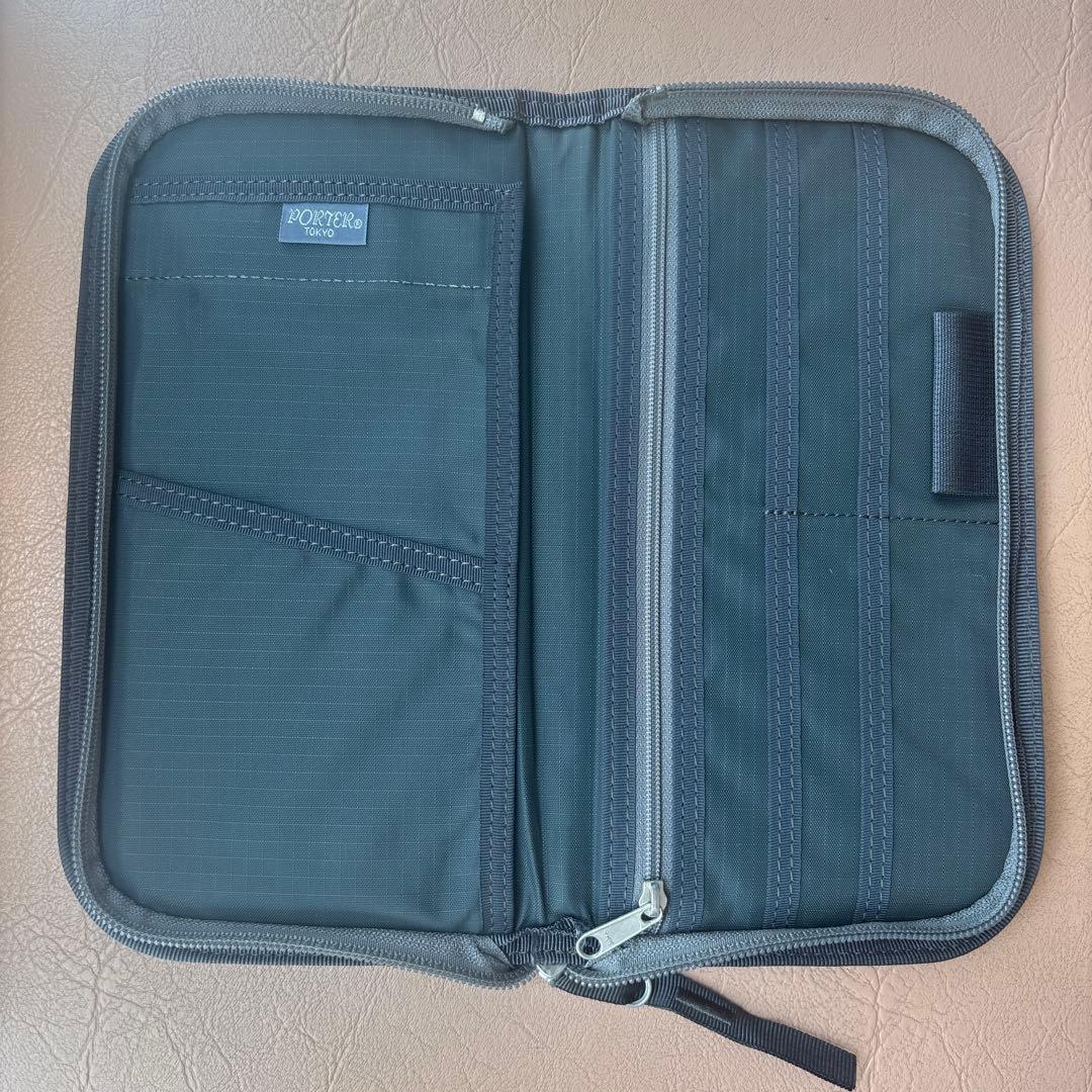 PORTER カーキ　ネイビー パスポートケース　ポーター