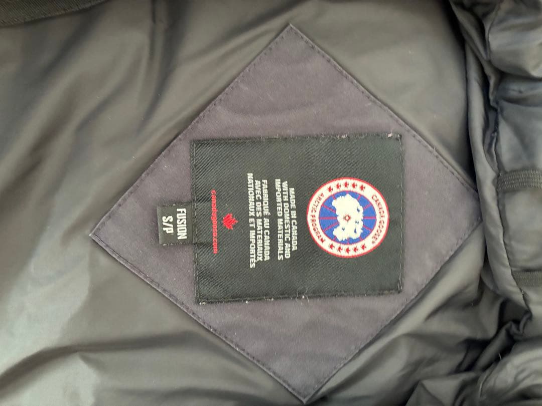   ダウンコート　ダウン　カナダグース　レディース