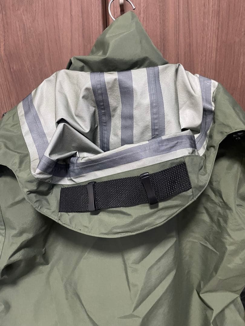 VARIVAS ドライアーマー　Mサイズ　オリーブグリーン