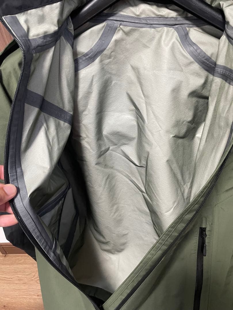 VARIVAS ドライアーマー　Mサイズ　オリーブグリーン