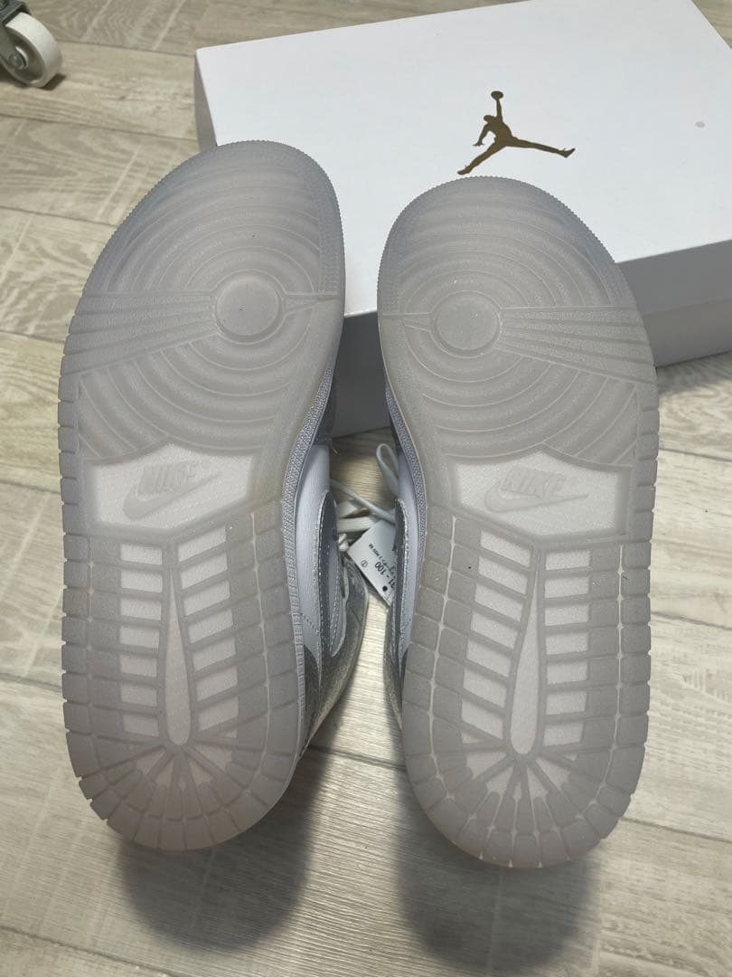 Nike Air Jordan 1 ホワイト/シルバー