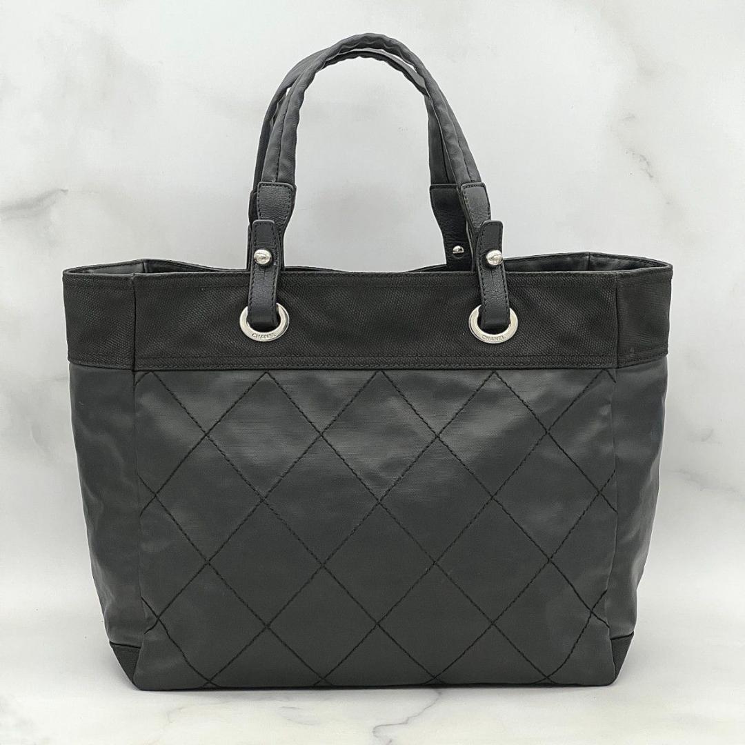 シャネル パリビアリッツ MM ブラック トート A4可 肩掛け ココチャーム