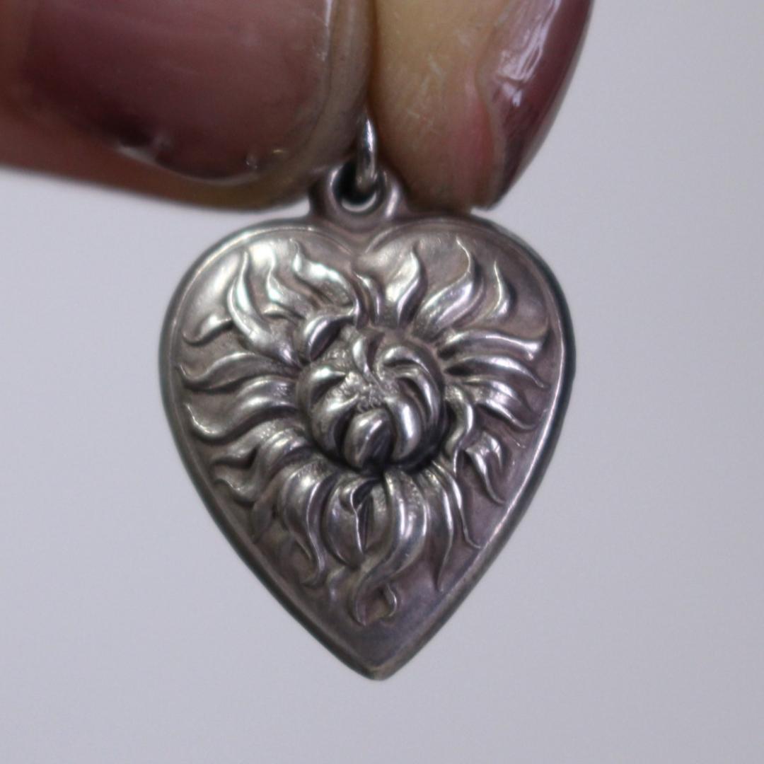 40s　WW2　スウィートハートジュエリー　菊　花　　シルバー　ギフトに　古着に