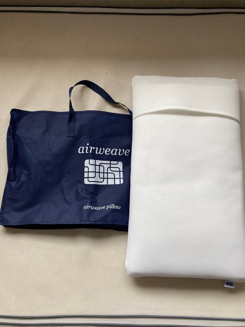 エアウィーブ ピロー　Ｓ-LINE 中古品　枕カバーはなし