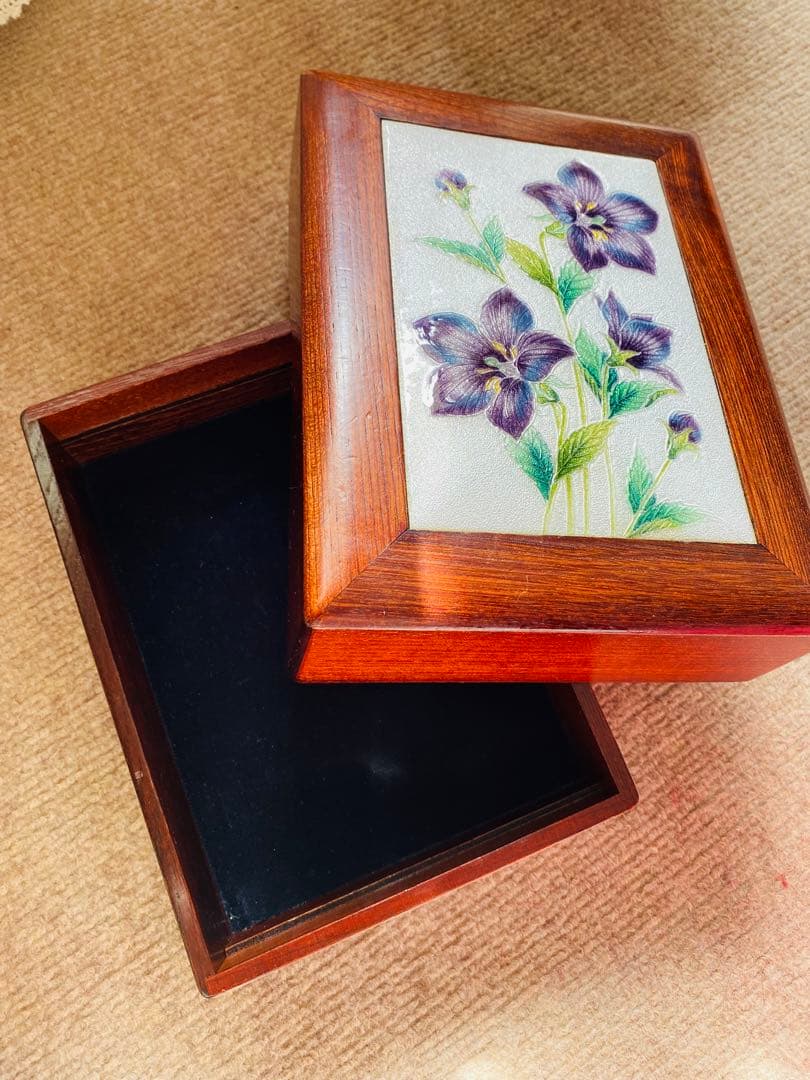 日本製七宝焼　レア美品　木箱　定価22000円〜　キキョウ