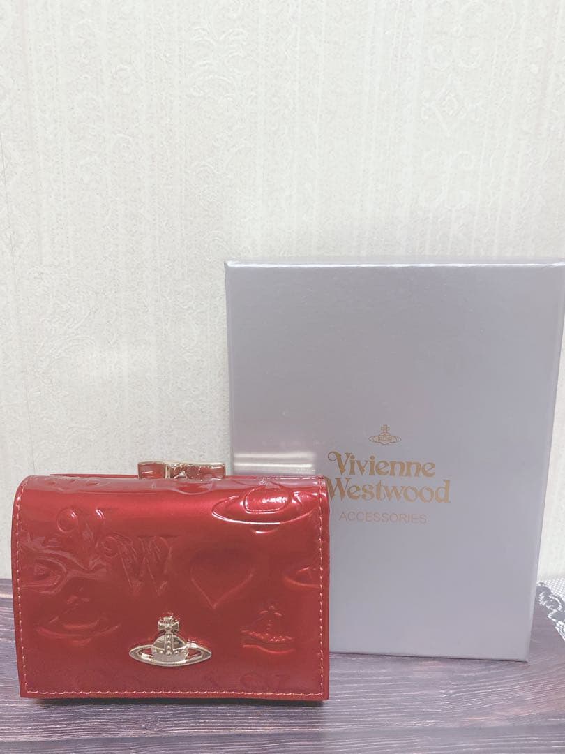 〔新品未使用〕　ヴィヴィアンウエストウッド　２つ折り財布