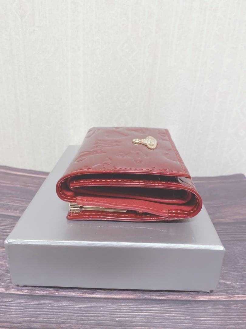 〔新品未使用〕　ヴィヴィアンウエストウッド　２つ折り財布