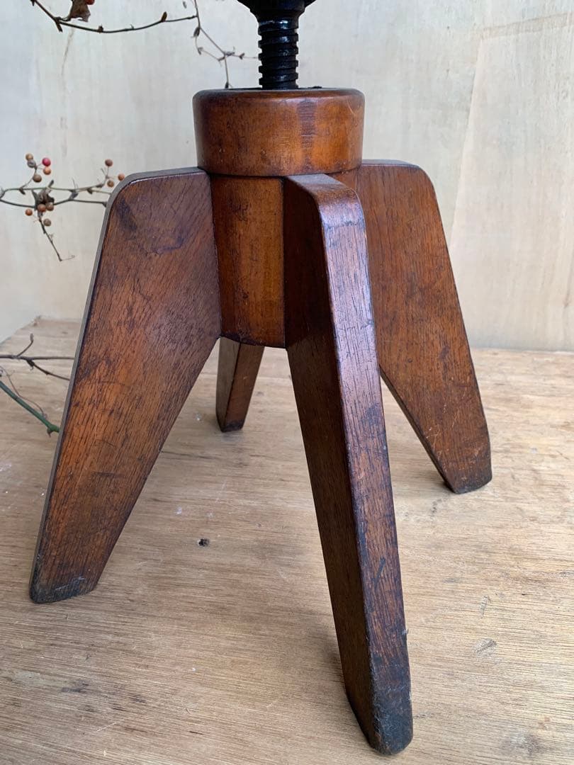 古いなナラ材　自在丸椅子　ラウンドチェアー　古家具アンティーク