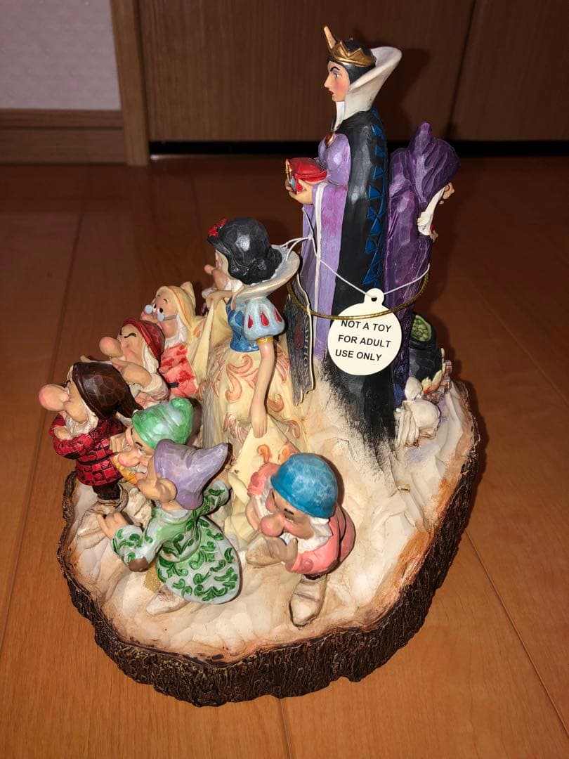 白雪姫と七人の小人 フィギュア　置物　2月15日以降ご購入下さい