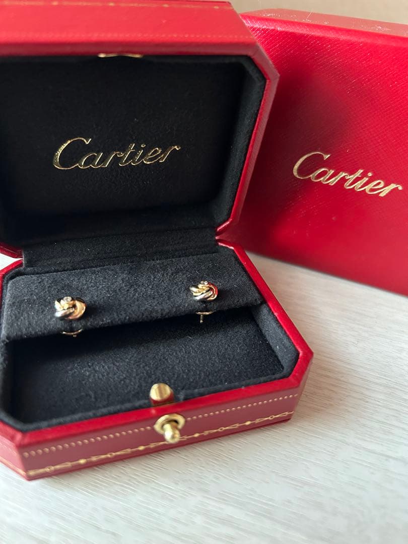 カルティエ ピアス ベビー トリニティ ダイヤモンド