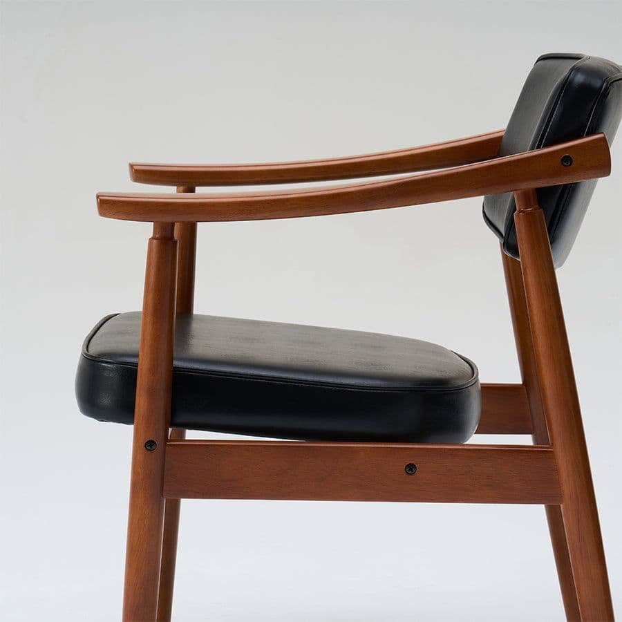 カリモク60 Dチェア