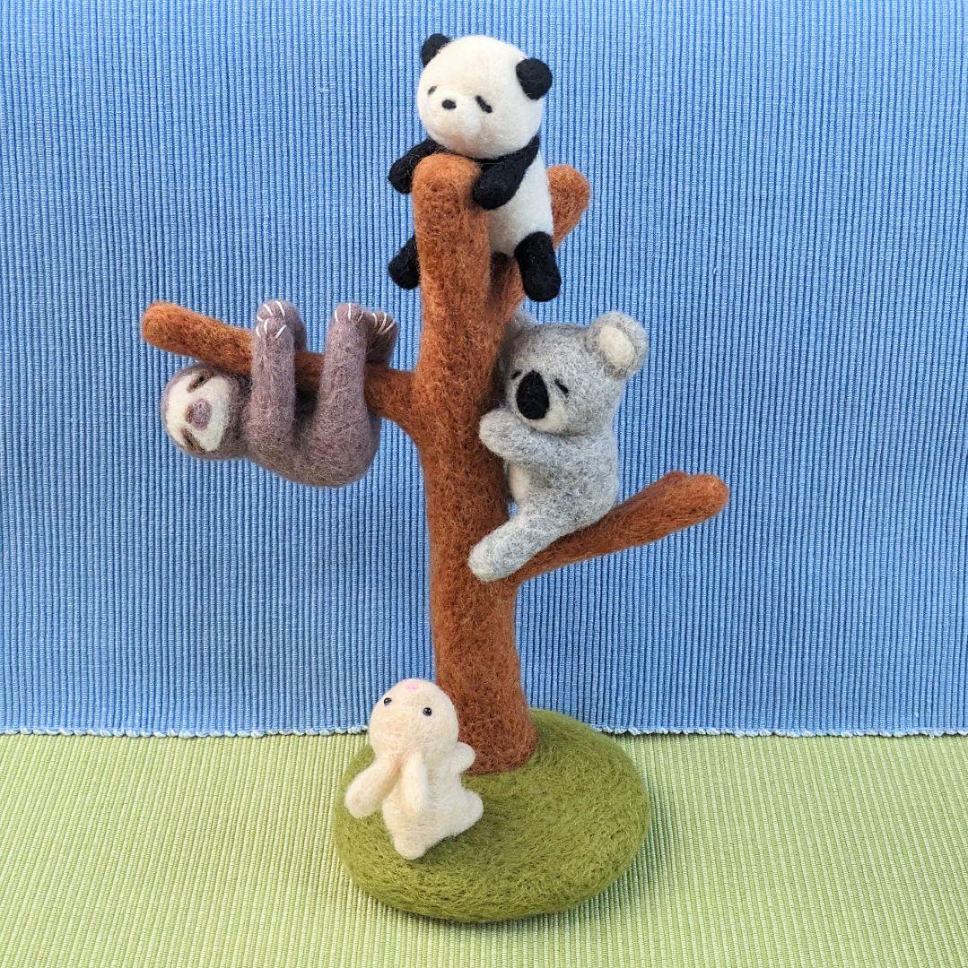 羊毛フェルト 作品 気になる木になる森の仲間たち