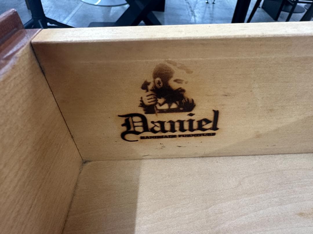 横浜ダニエル　チェストドレッサー　A-403　ブラウン