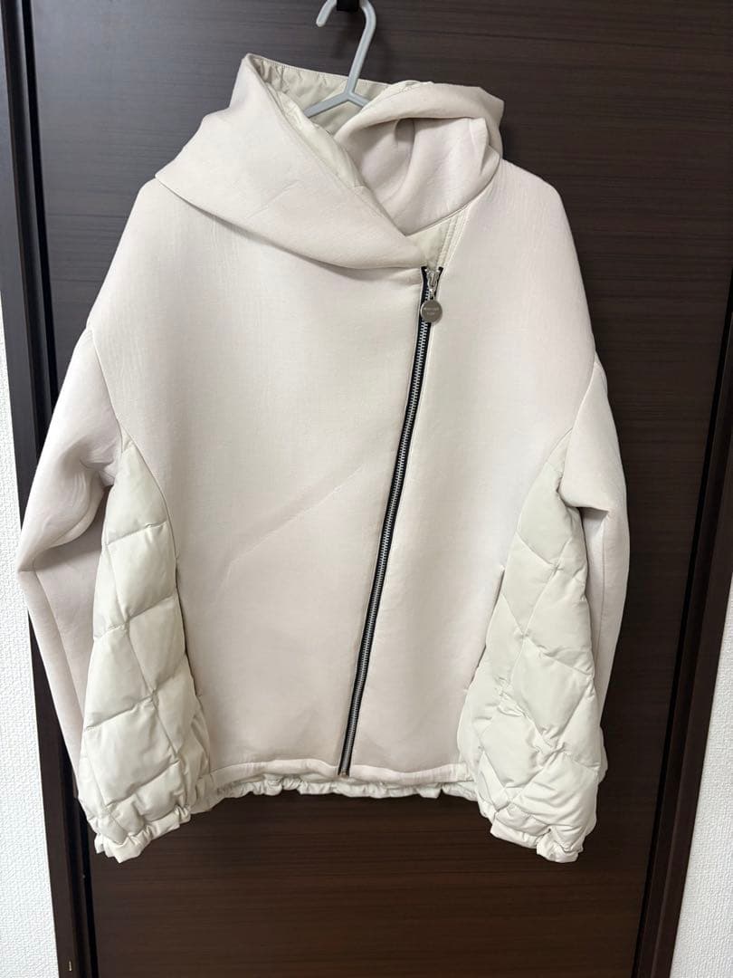 MARECHAL TERRE マルシャルテル　ダウンパーカー　サンドベージュ2