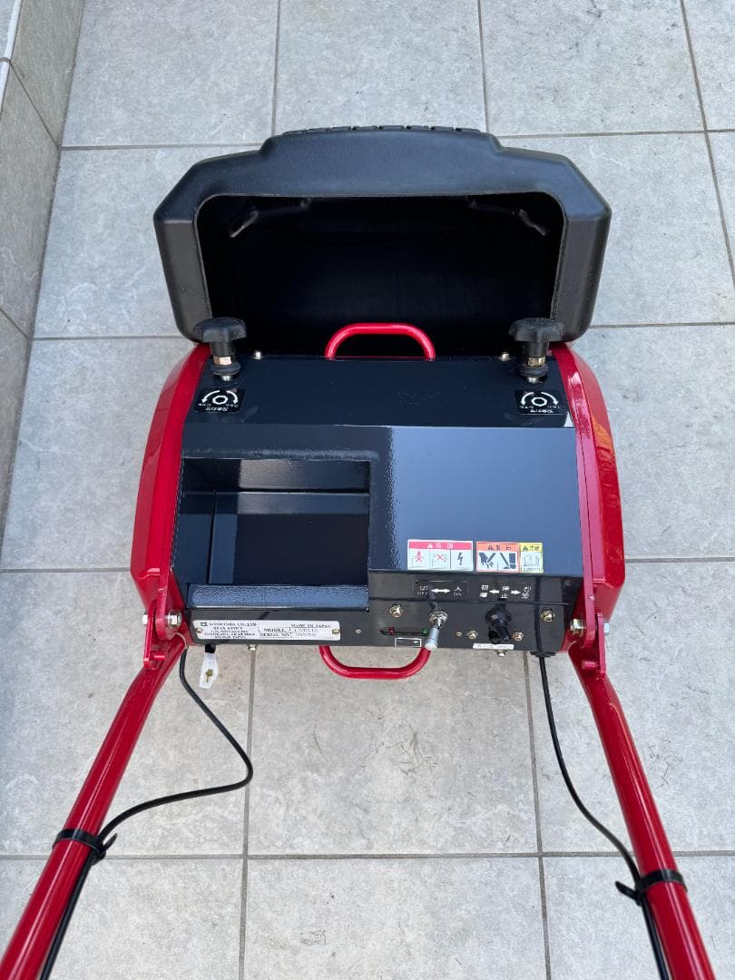 バロネス　BARONESS 芝刈り機　LMB12 自走式バッテリーモア