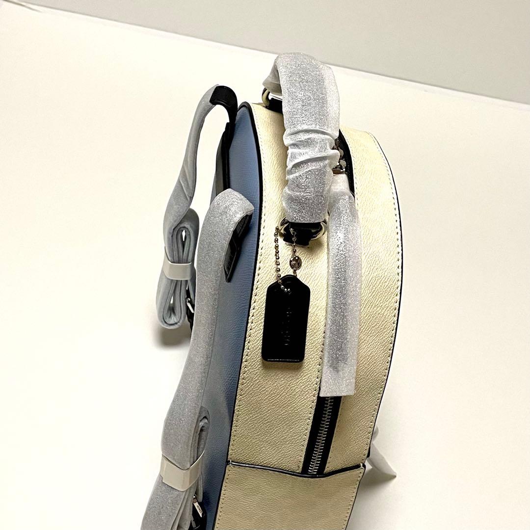 COACH シグネチャー柄 バックパック リュック　レディースC4082 新品