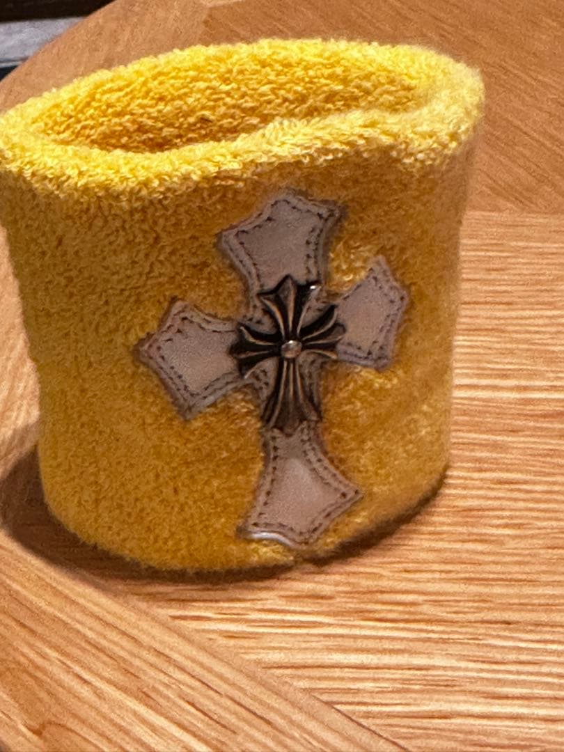 【美品】CHROME HEARTS クロムハーツ リストバンドパイル地 イエロー