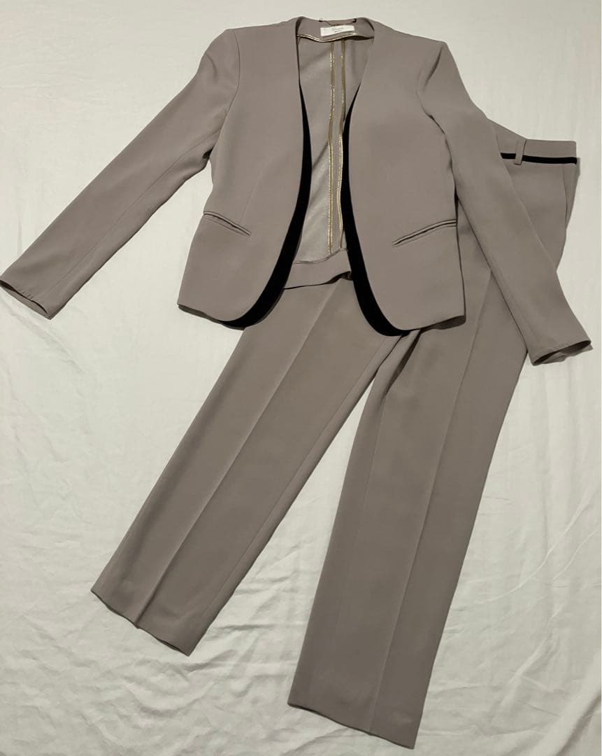 BEIGE, CINDY セットアップ ジャケット&パンツ S/M 美品 ベイジ