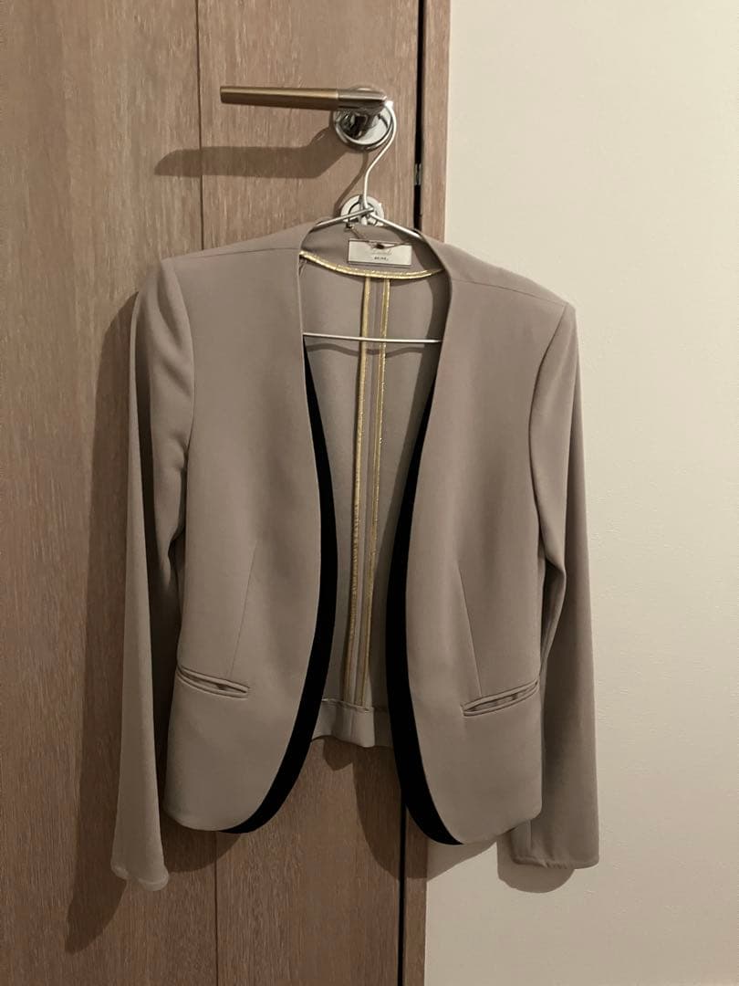 BEIGE, CINDY セットアップ ジャケット&パンツ S/M 美品 ベイジ