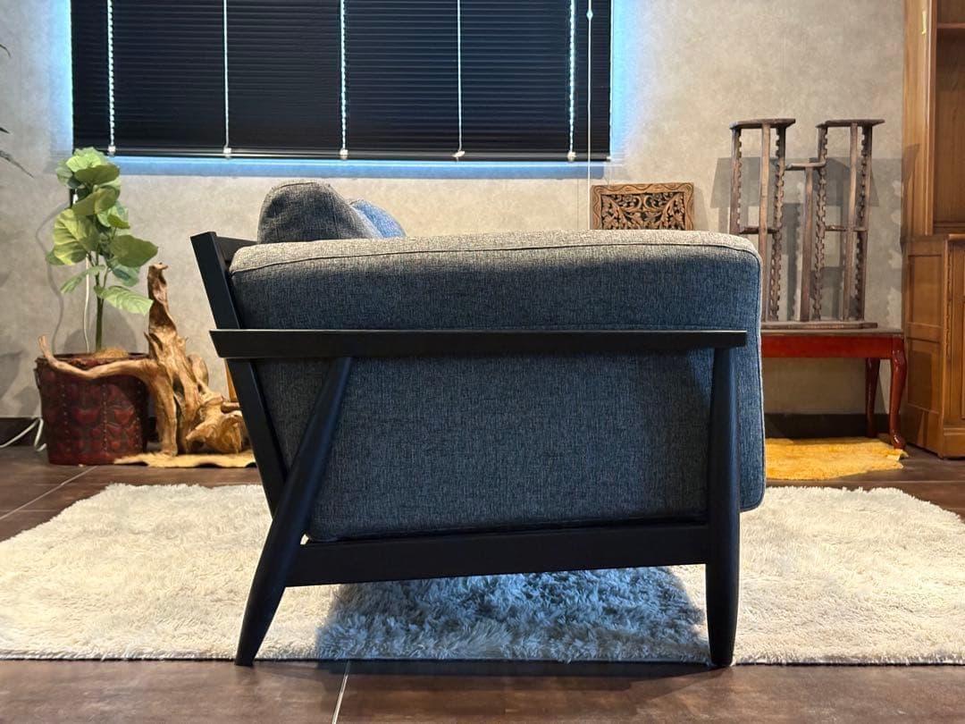 FUJIEI 富士栄　モダン　2Pソファ　アームソファ　リビング　ブラック　HZ