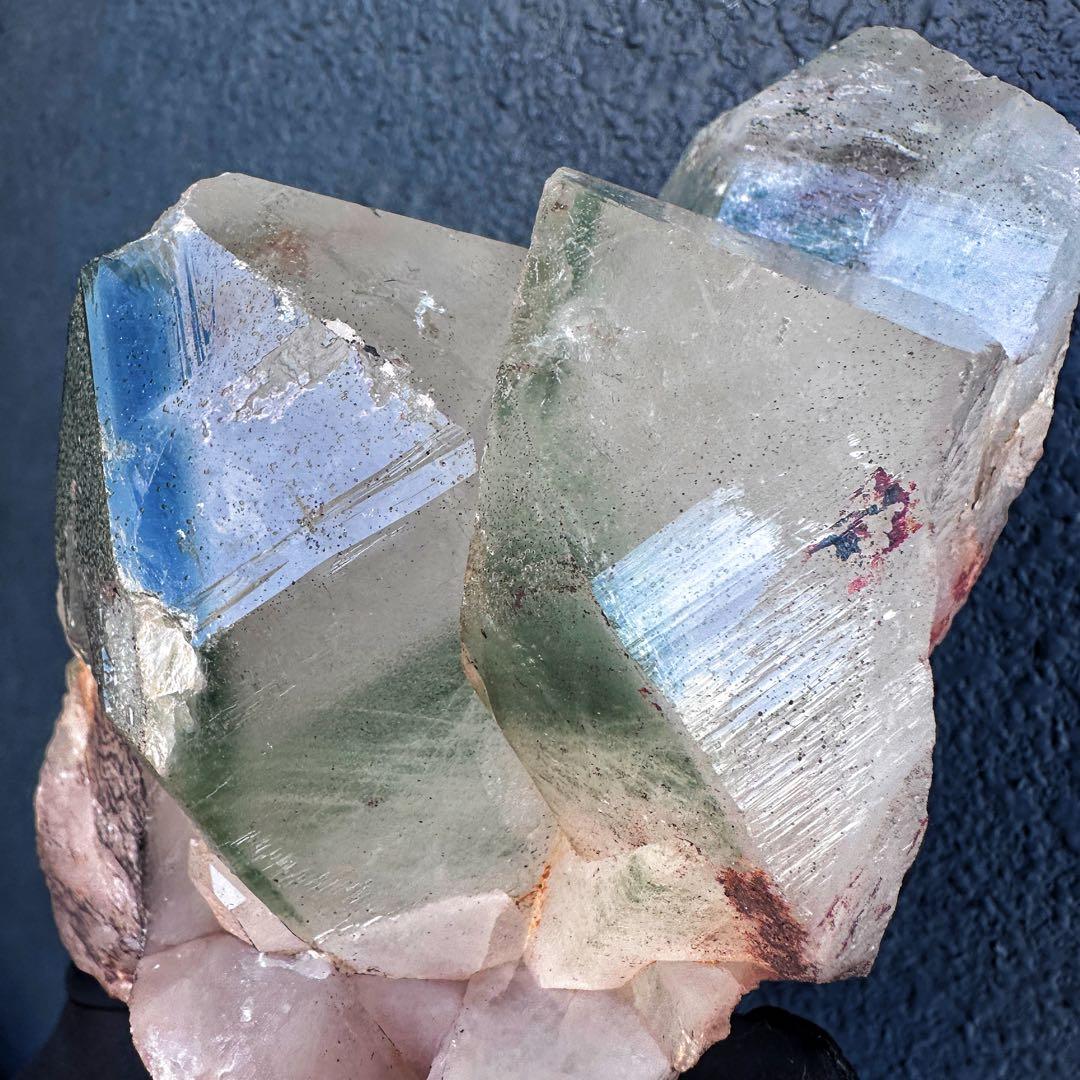 別格高級品 ❗️巨大❗️超強いパワー虹入り☆ヒマラヤ水晶 ガーデンクォーツA1487