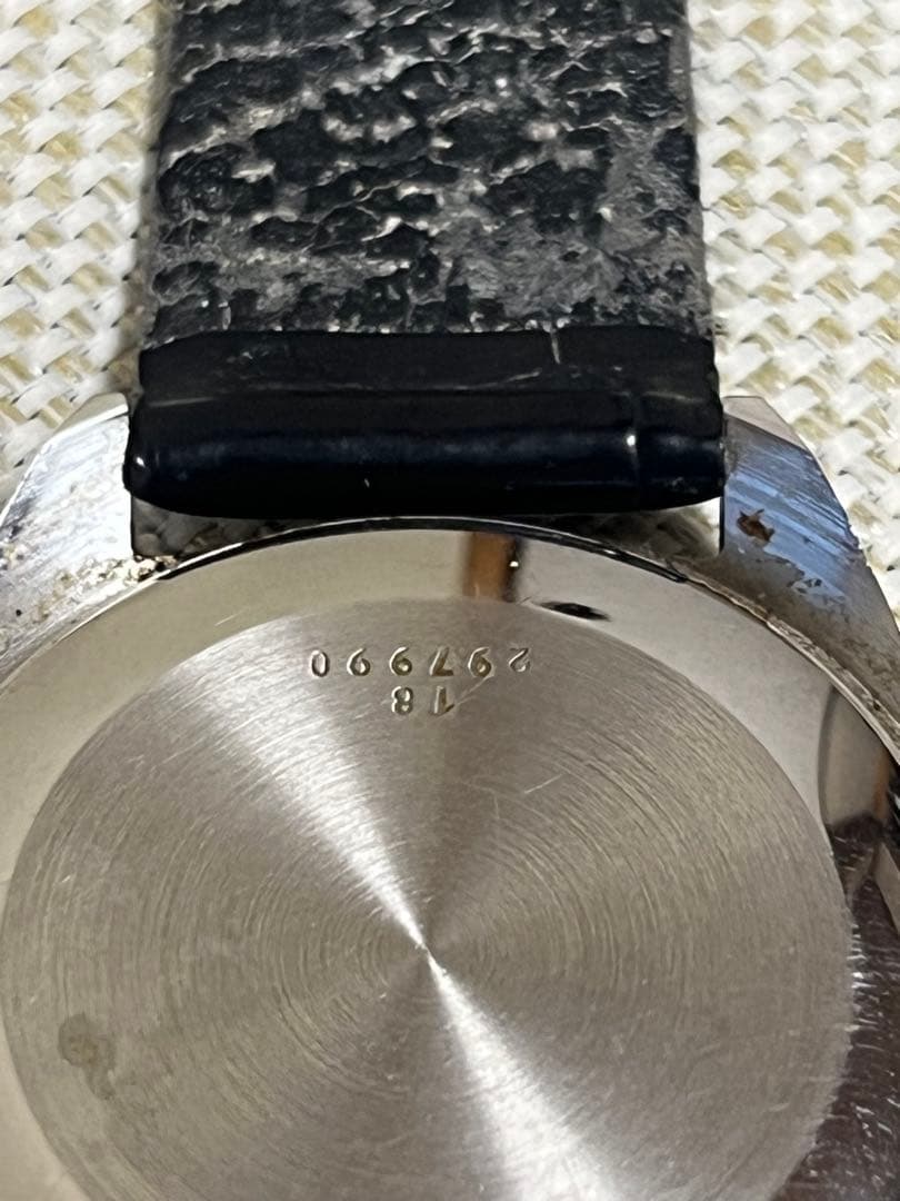 【希少】LONGINES クォーツ 腕時計 デイト シルバー文字盤 ヴィンテージ