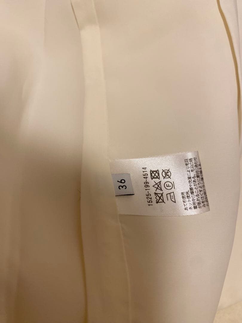 美品★ユナイテッドアローズ　ペプラムショートコート