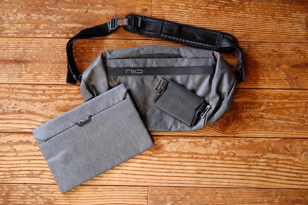 バッグ NIID CACHE