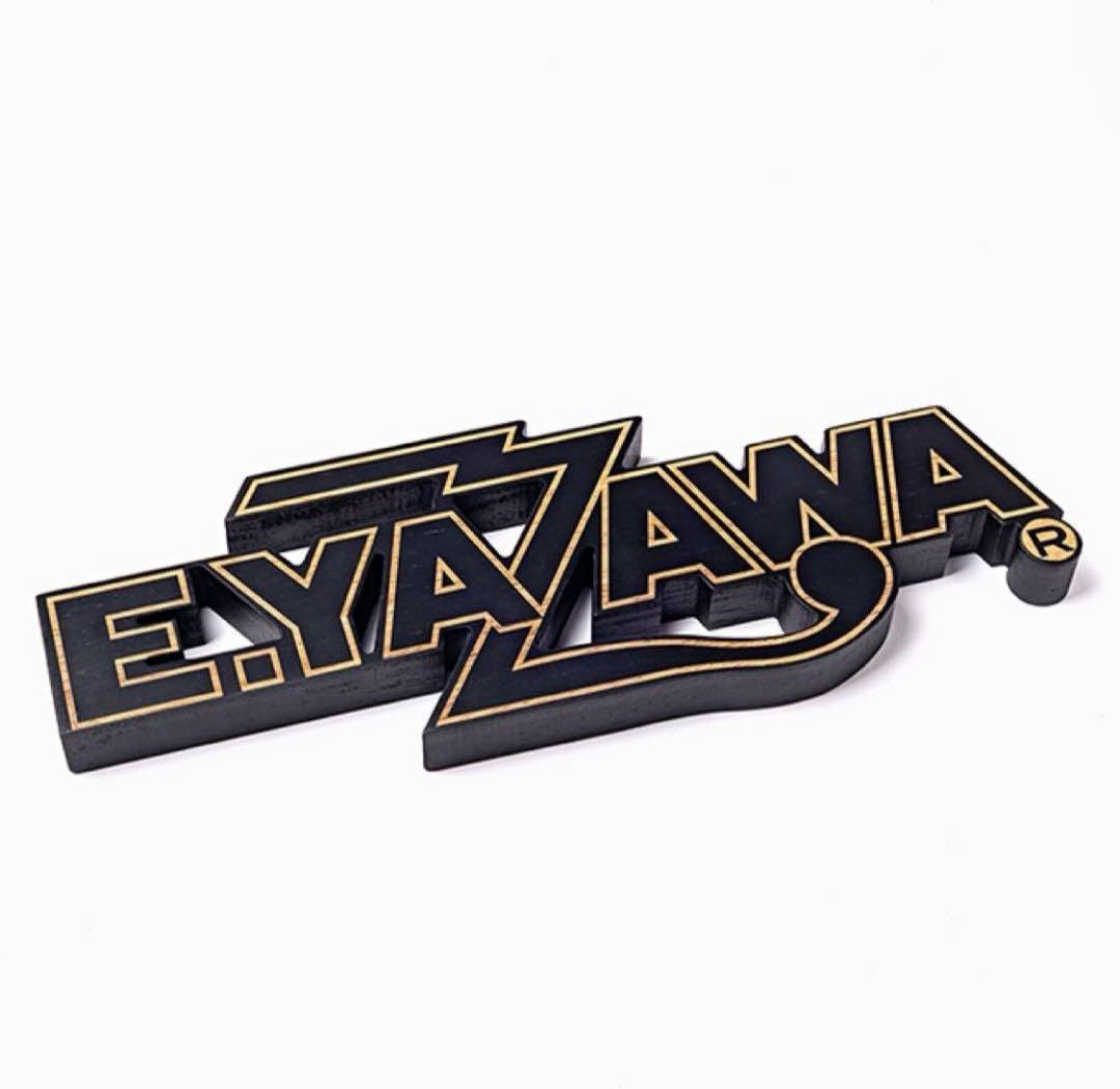 E.YAZAWA ロゴ 壁掛けプレート（置飾り可能）