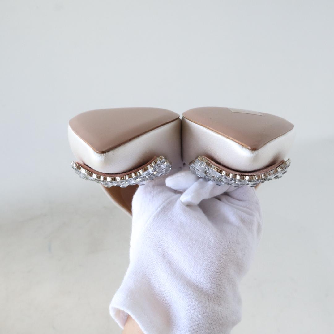 現行品未使用ペリーコアネッリフィッビア　エタニティコレクション8cmヒール35