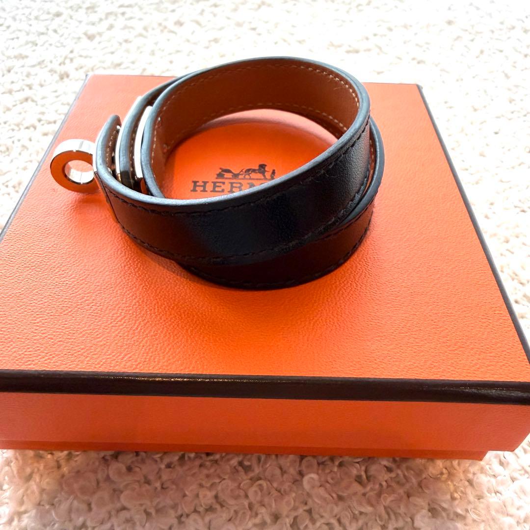 エルメス T3 ケリー ドゥブルトゥール レザーブレスレット ブラック