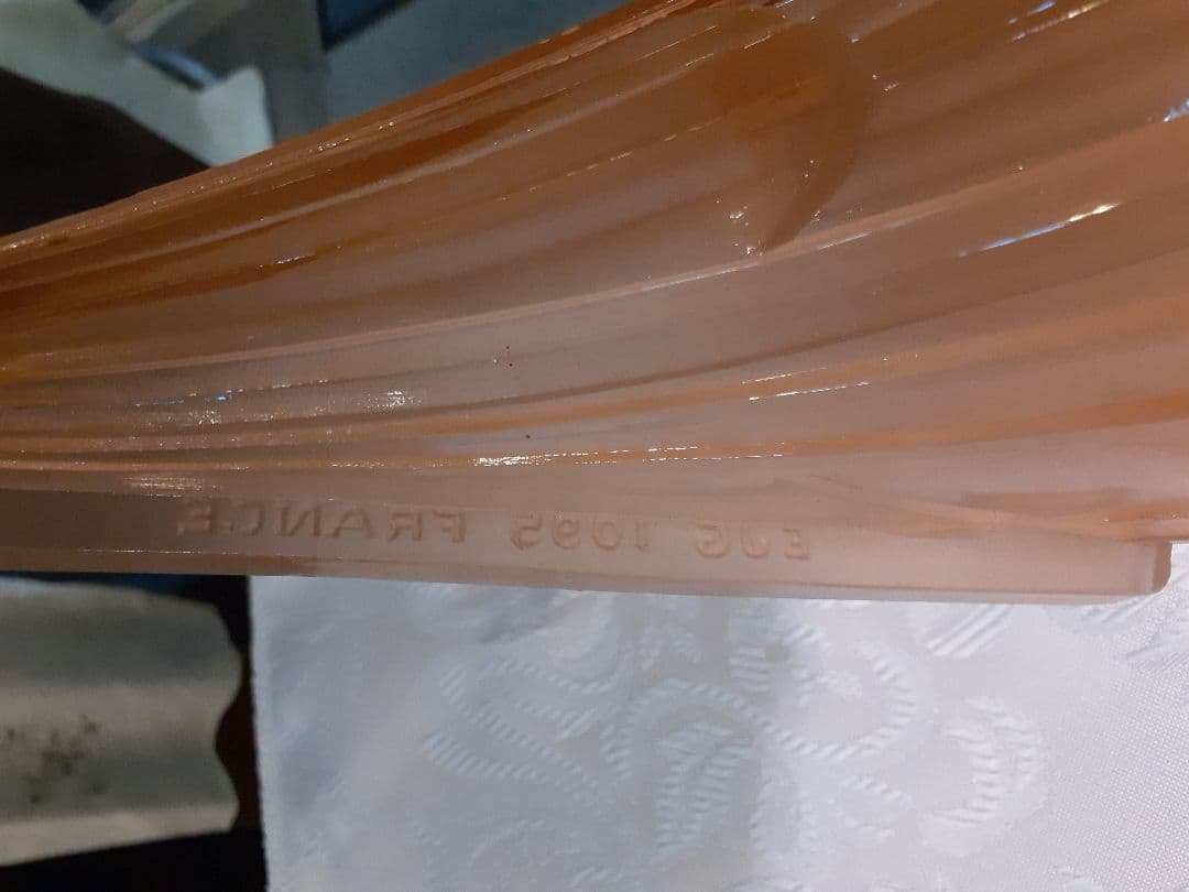 アールデコ時代のブラケットのガラスのホヤ