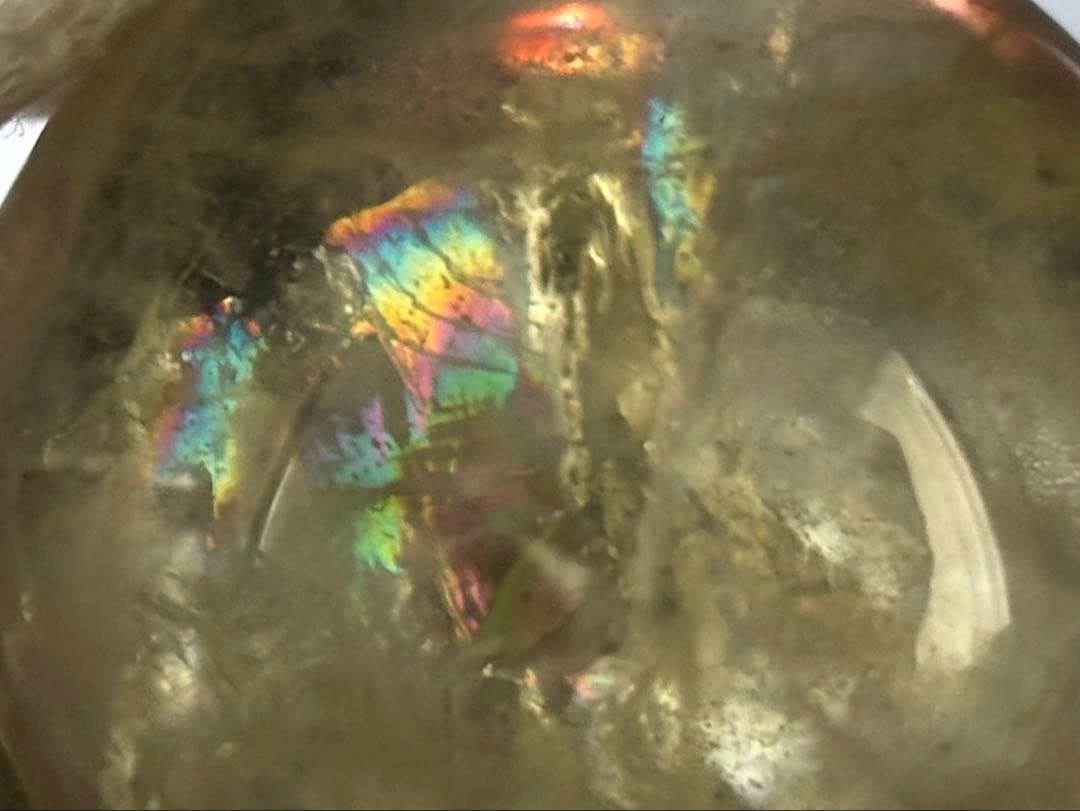 天然石　金運　アイリスシトリンスフィア　台座付き　透明、大量虹入り