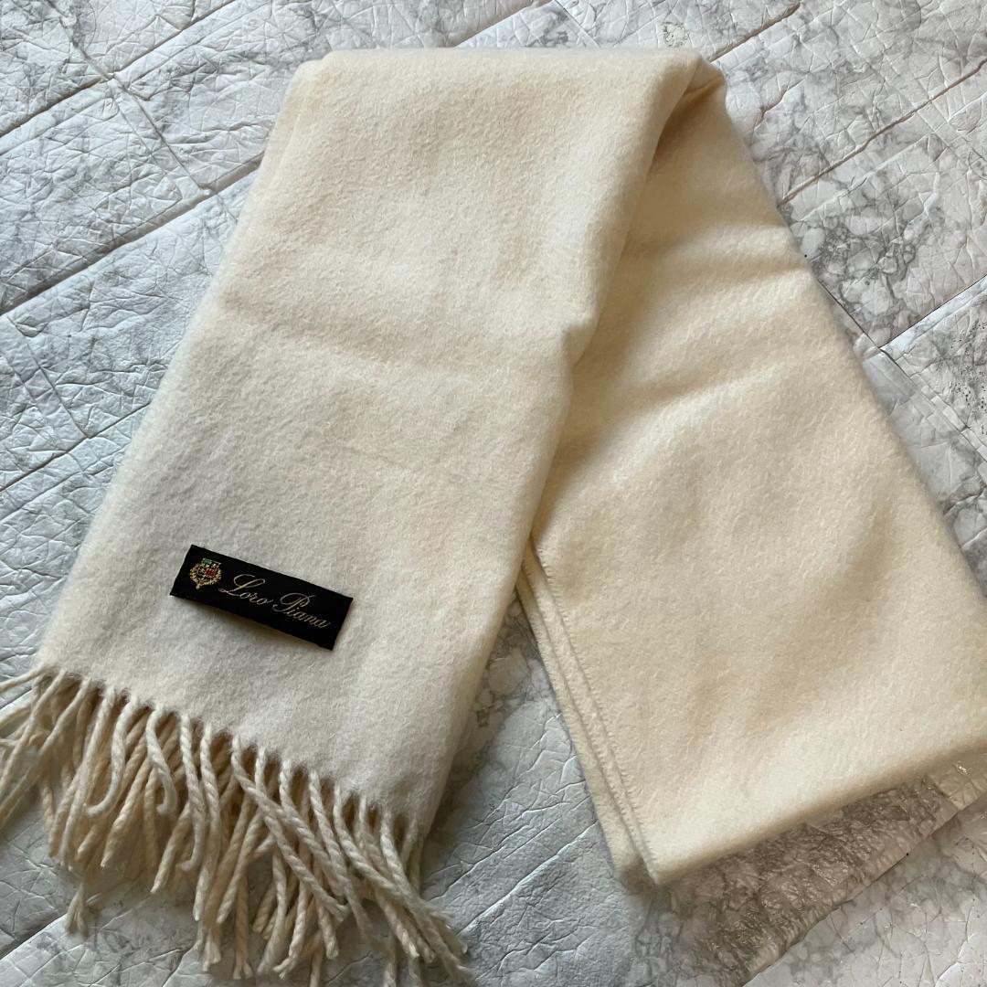 美品◎ロロピアーナ カシミヤ100% ウェーブ加工 フリンジマフラー アイボリー