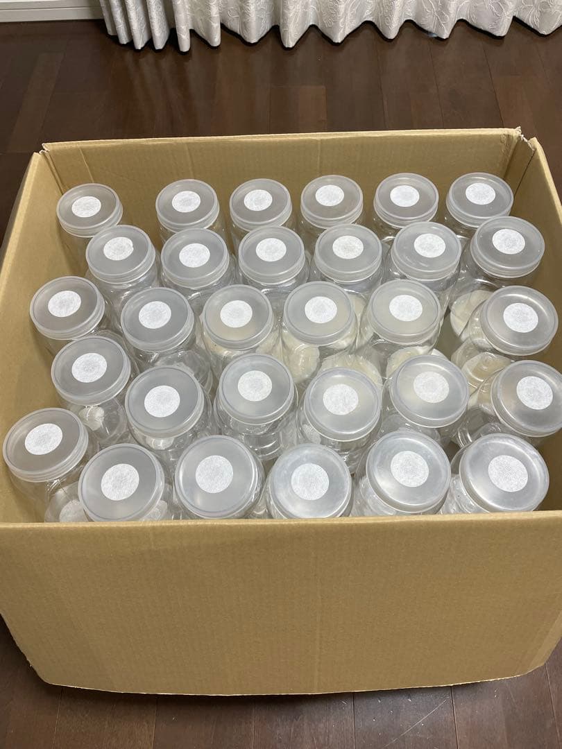 鈴*斗様 菌糸ボトル800cc.1400c