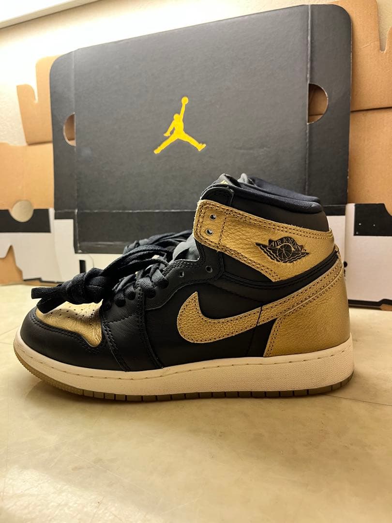 Nike Air Jordan 1 ブラック/ゴールド　激安！美品‼︎ 24.5