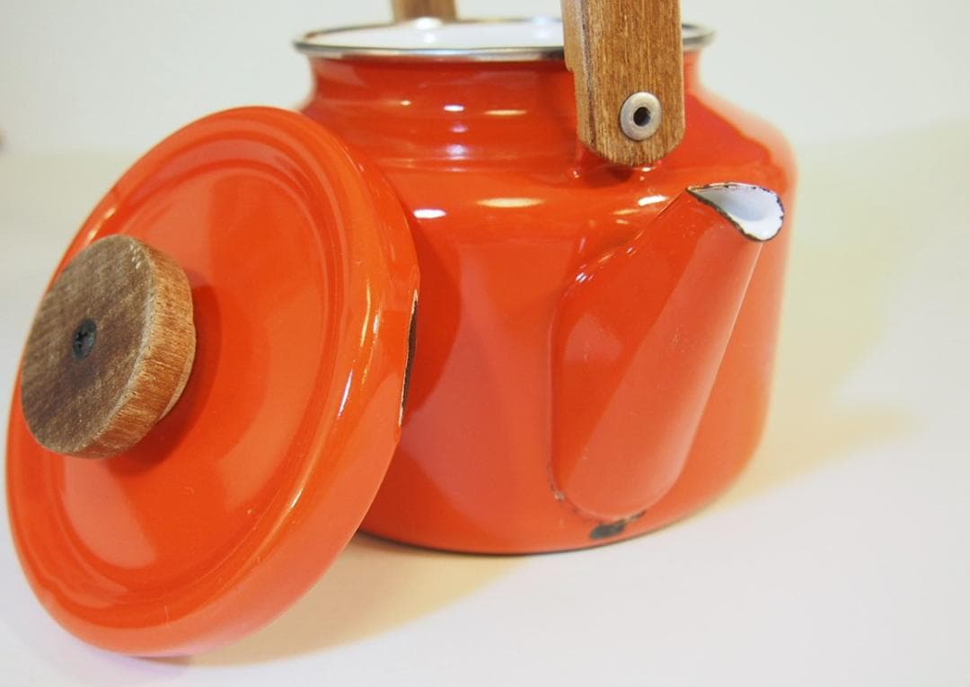 綺麗な赤★FINELホーローケトルHeikkiOrvolaフィネルヴィンテージ