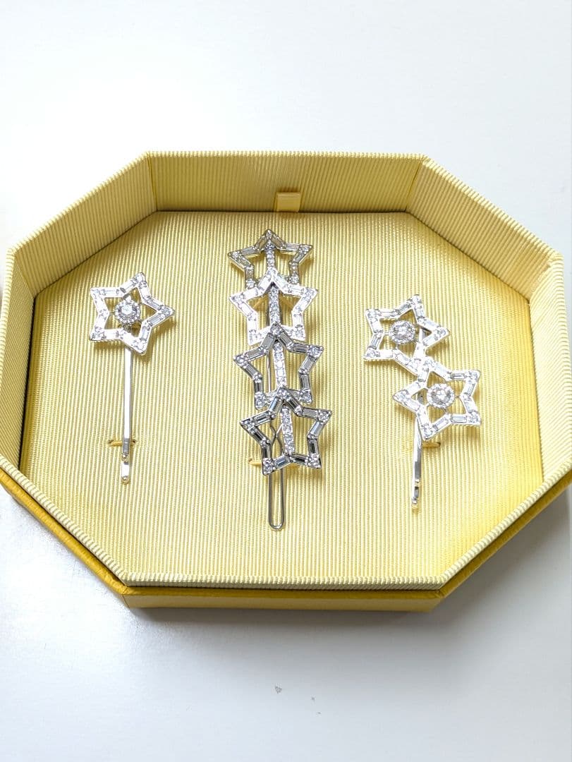 Swarovski スワロフスキー　星形クリスタルヘアピン 3個セット　試着のみ