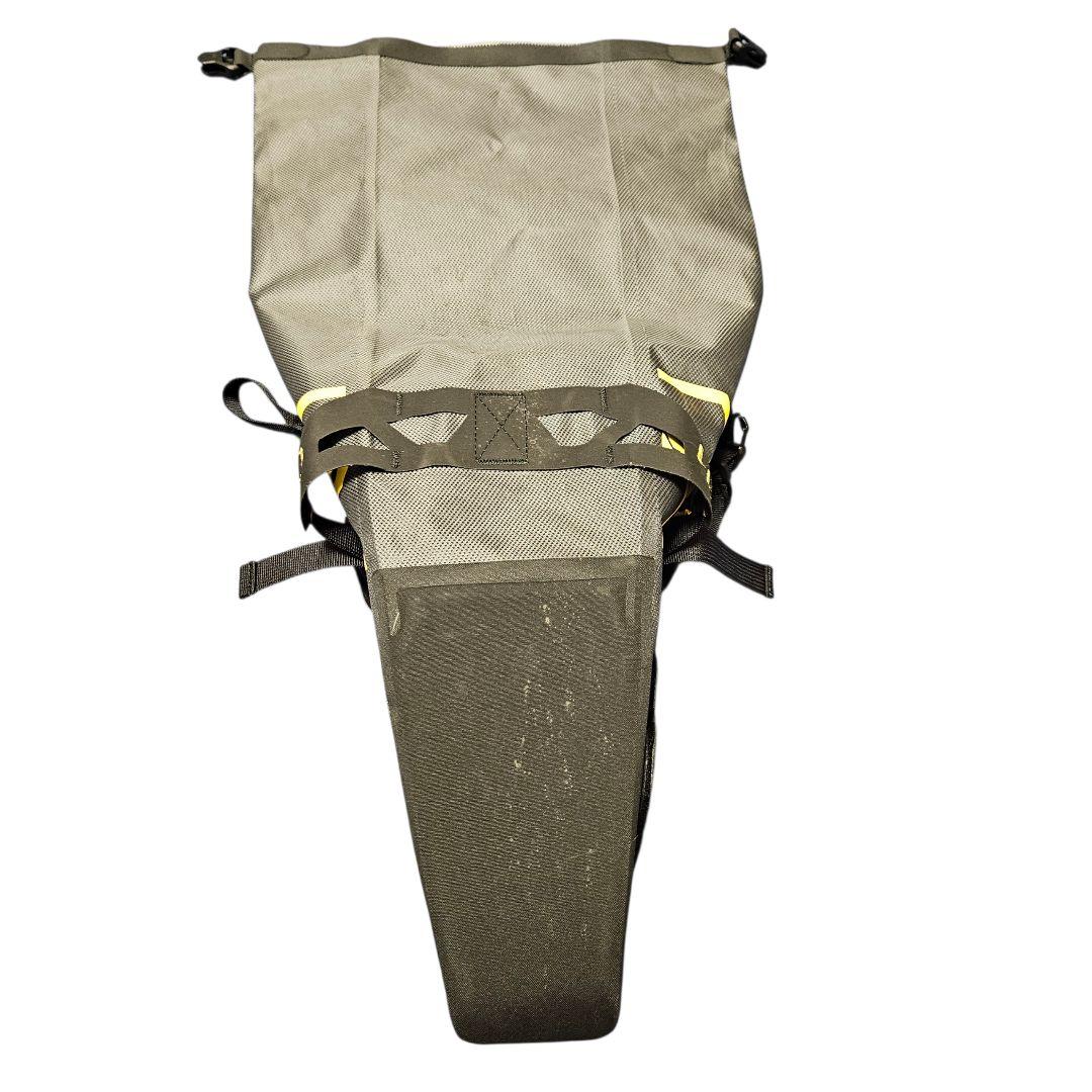 APIDURA サドルバッグ 14L ドライシリーズ