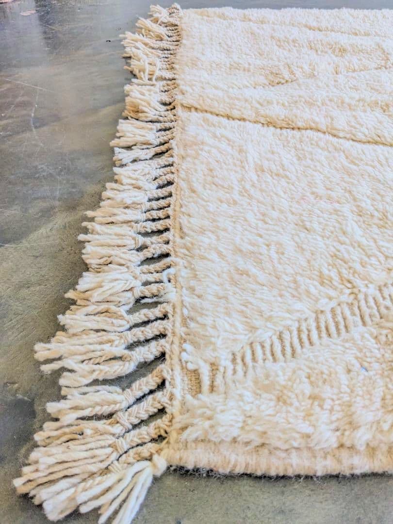 極上-モロッコホワイトベニワレン-No.15（157×238cm）