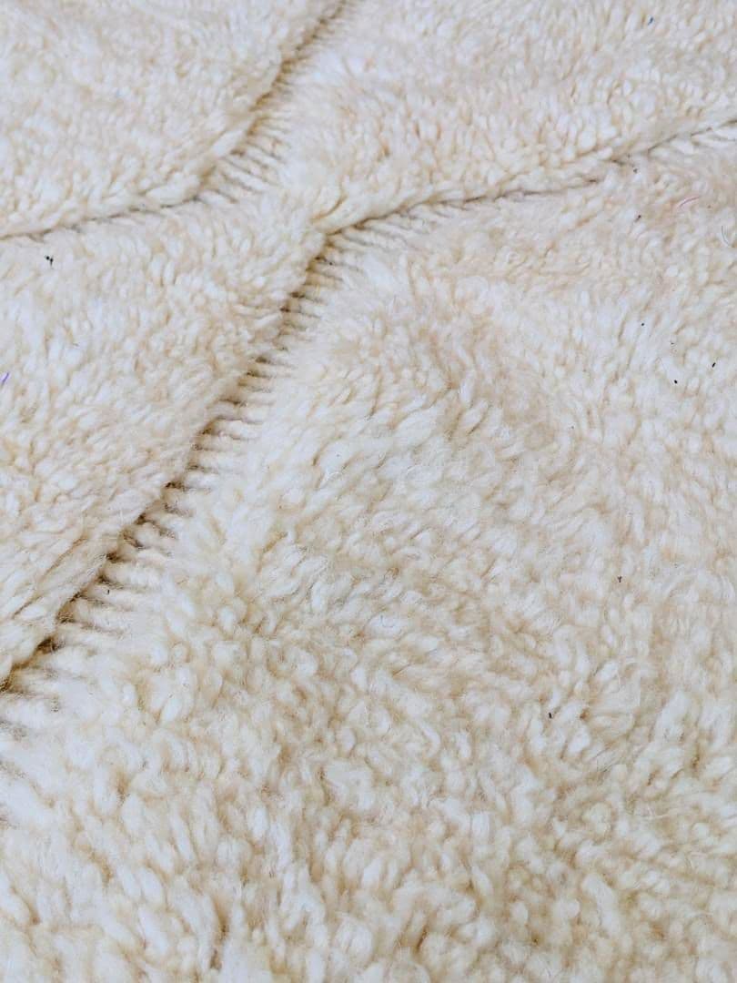 極上-モロッコホワイトベニワレン-No.15（157×238cm）