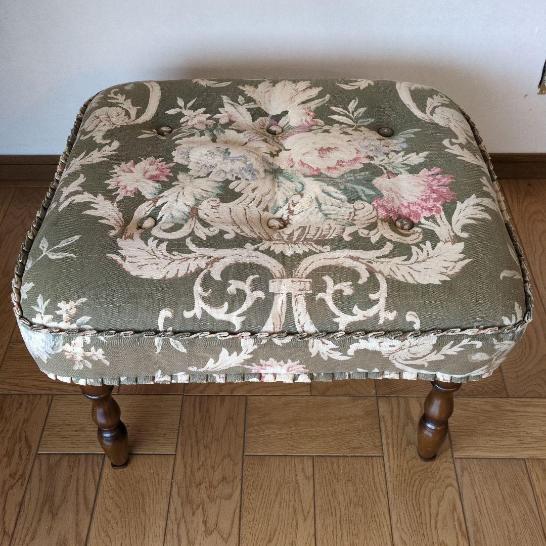 カリモク オットマン コロニアル 花柄 karimoku レトロ カフェ