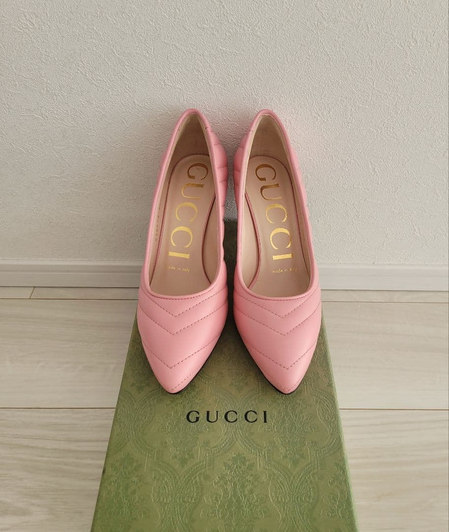 GUCCI ピンク パンプス