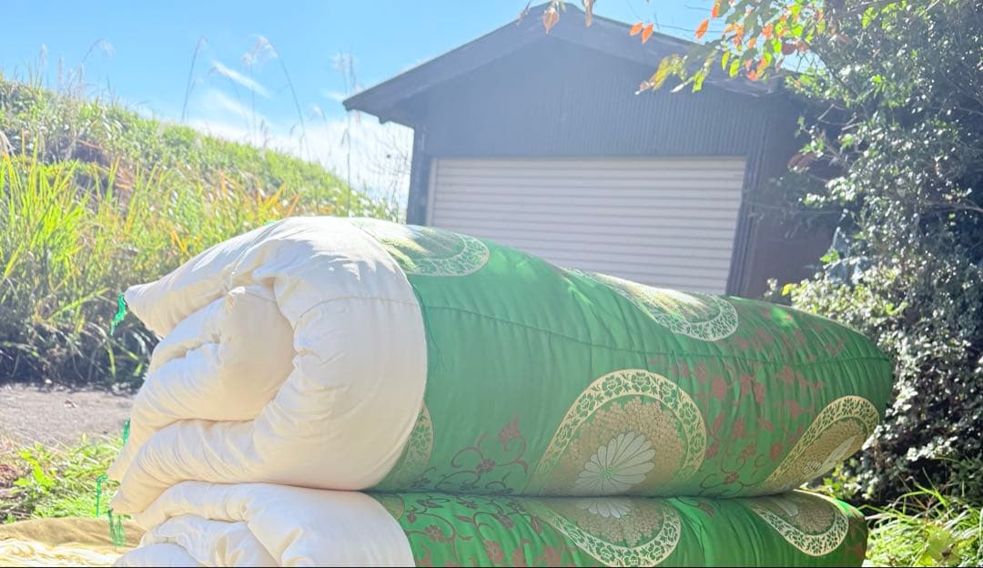 2116様感謝‼️ふかふかFUTON蔵出金蘭緞子掛けふとん緑1枚メイドインジャパン