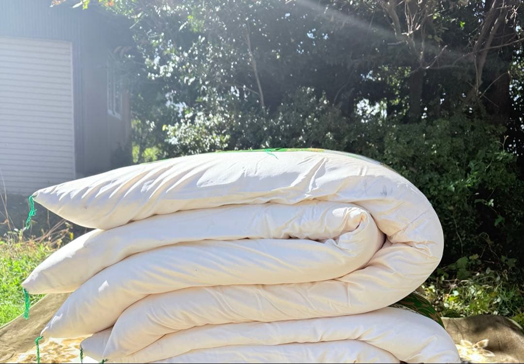 2116様感謝‼️ふかふかFUTON蔵出金蘭緞子掛けふとん緑1枚メイドインジャパン