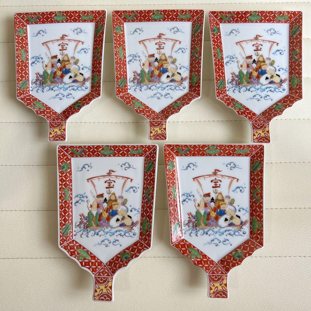 前畑陶器　縁起商店　赤絵　金彩　七福神　羽子板皿揃　５枚セット　銘々皿　正月