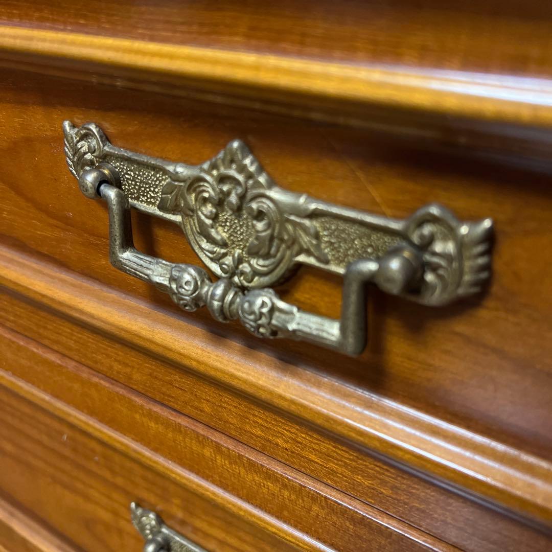 木製ブラウンクラシック調タンス